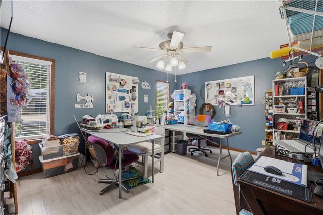8 Cromer Drive, Bella Vista, AR 72715