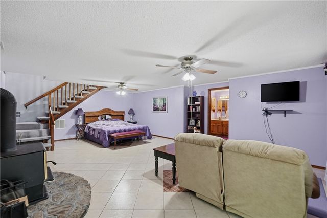 8 Cromer Drive, Bella Vista, AR 72715