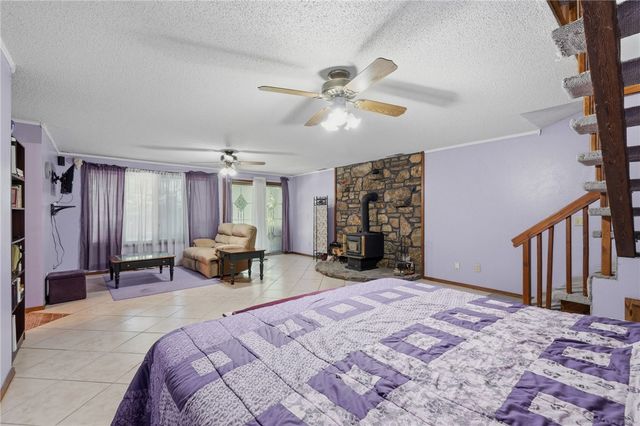 8 Cromer Drive, Bella Vista, AR 72715