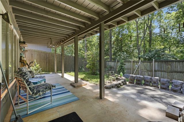 8 Cromer Drive, Bella Vista, AR 72715