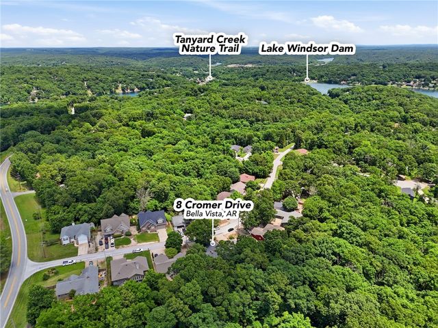 8 Cromer Drive, Bella Vista, AR 72715