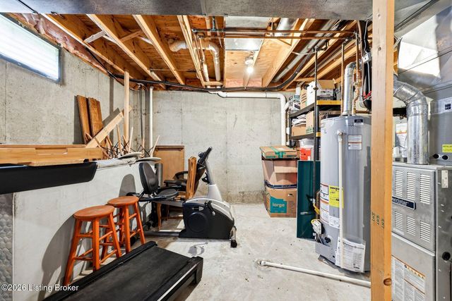 6627 Sun Ray Dr, Louisville, KY 40272