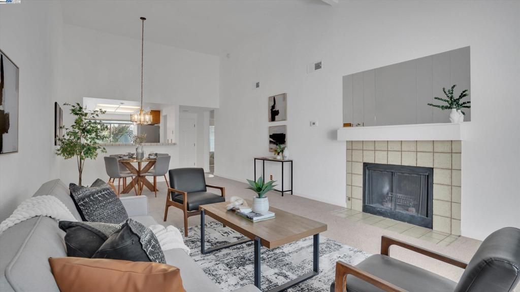 39943 Parada St B, Newark, CA 94560