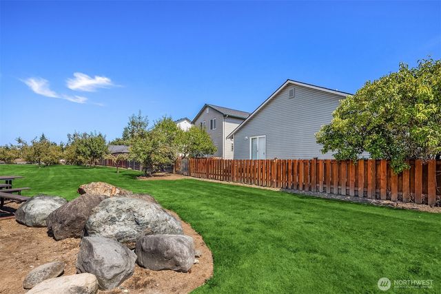 19322 Crown Ridge Boulevard, Arlington, WA 98223