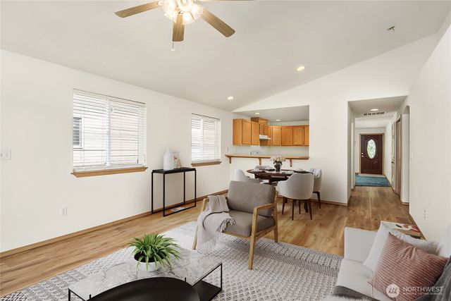 19322 Crown Ridge Boulevard, Arlington, WA 98223