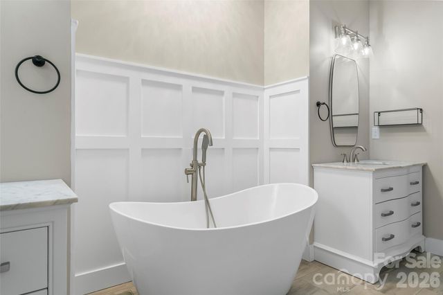 126 Doe Path Circle, Hudson, NC 28638