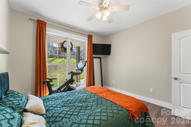 126 Doe Path Circle, Hudson, NC 28638