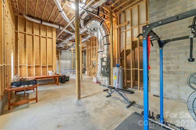 126 Doe Path Circle, Hudson, NC 28638