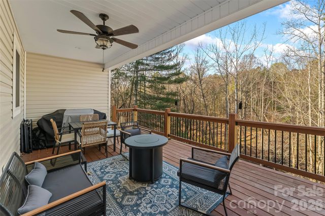 126 Doe Path Circle, Hudson, NC 28638