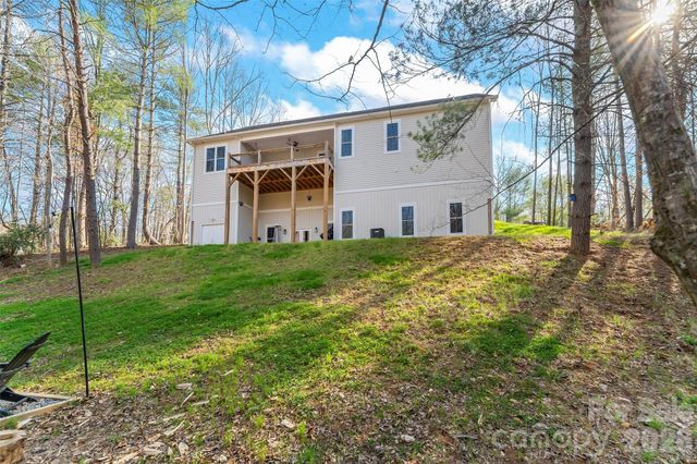 126 Doe Path Circle, Hudson, NC 28638