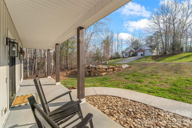 126 Doe Path Circle, Hudson, NC 28638