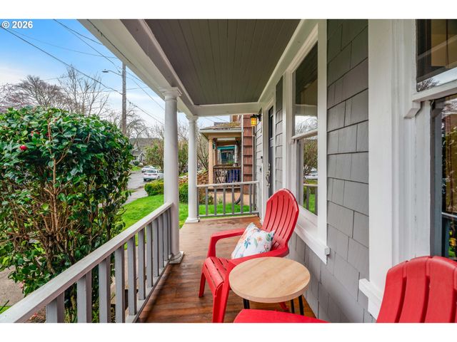 536 Ne SAN RAFAEL St, Portland, OR 97212