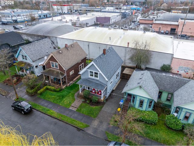 536 Ne SAN RAFAEL St, Portland, OR 97212