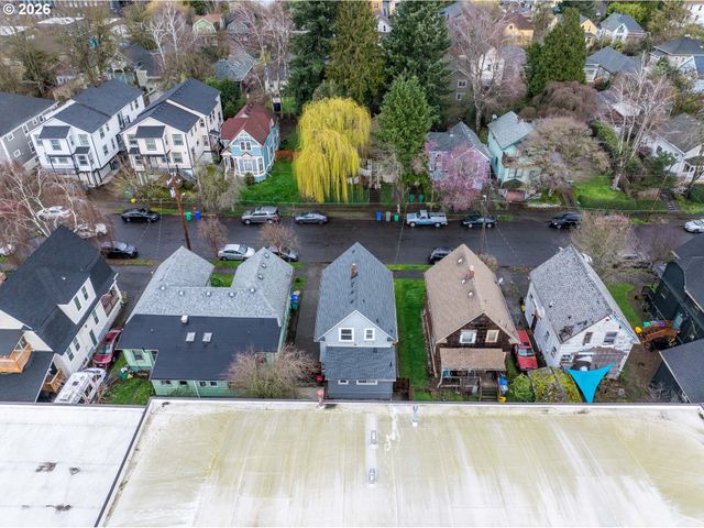 536 Ne SAN RAFAEL St, Portland, OR 97212