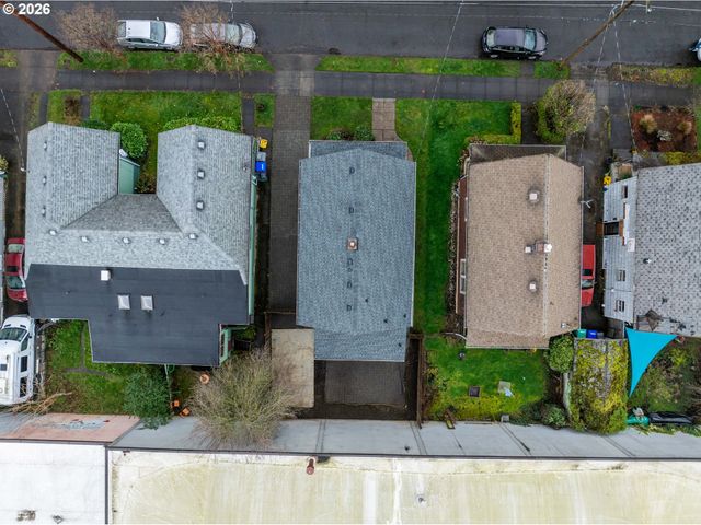 536 Ne SAN RAFAEL St, Portland, OR 97212