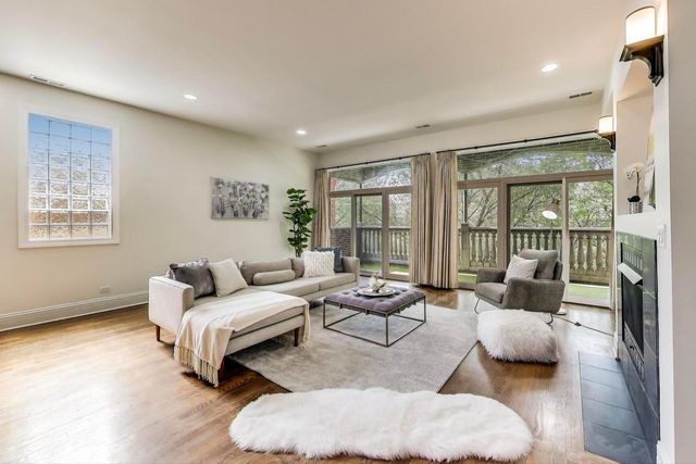 1744 W Division Street 2, Chicago, IL 60622