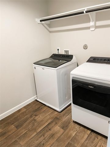 13114 Leisure Cove Drive, La Marque, TX 77568