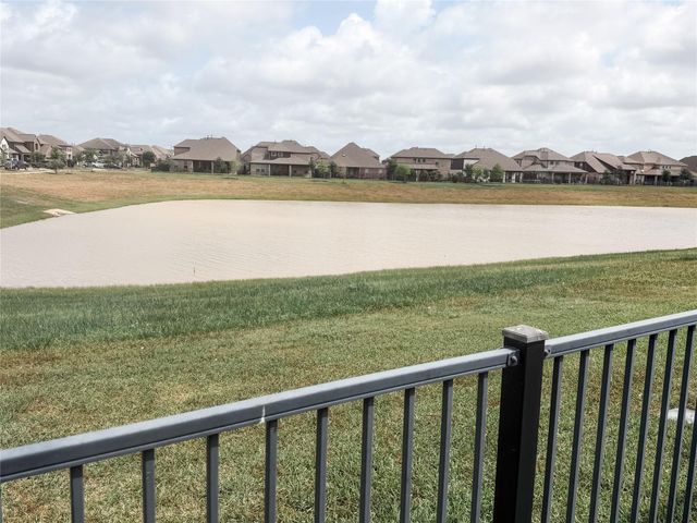 13114 Leisure Cove Drive, La Marque, TX 77568