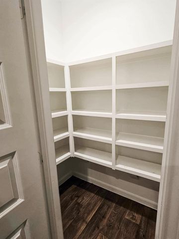 13114 Leisure Cove Drive, La Marque, TX 77568