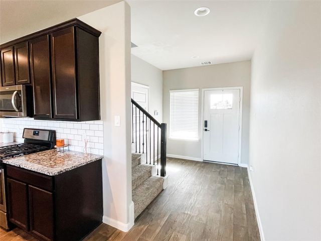 13114 Leisure Cove Drive, La Marque, TX 77568