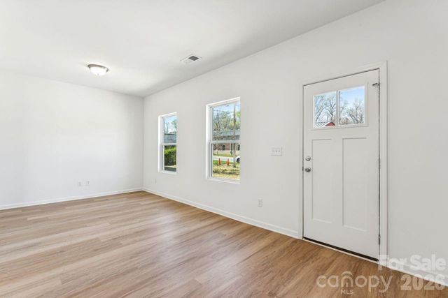 416 N 9th Street, Bessemer City, NC 8016