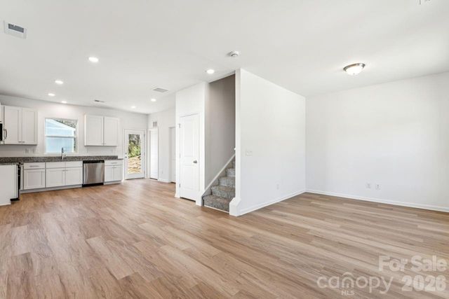 416 N 9th Street, Bessemer City, NC 8016