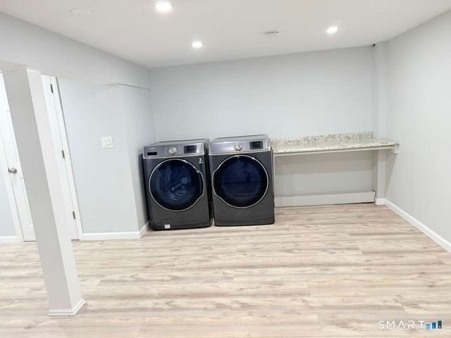 8 Avon Lane, Stamford, CT 06907