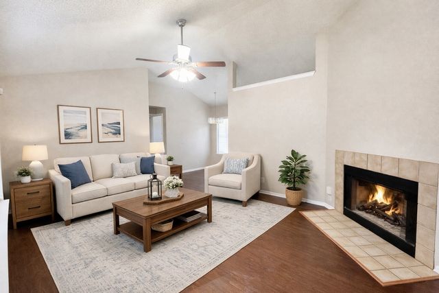 216 Freedom Lane, Arlington, TX 76002