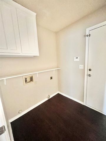 216 Freedom Lane, Arlington, TX 76002