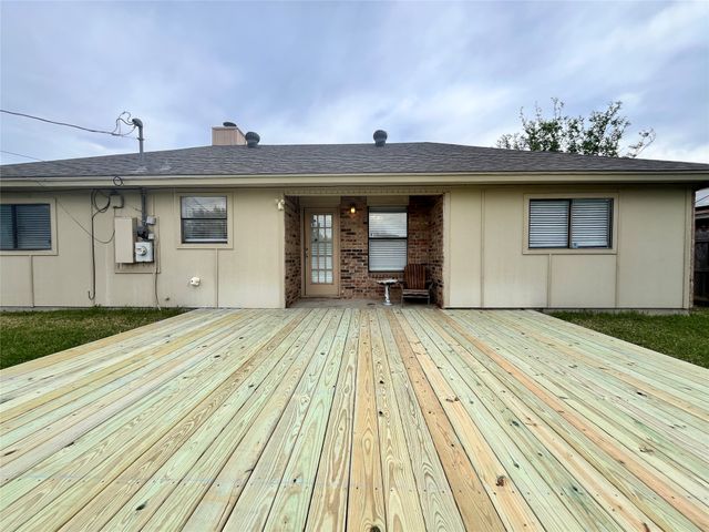 216 Freedom Lane, Arlington, TX 76002