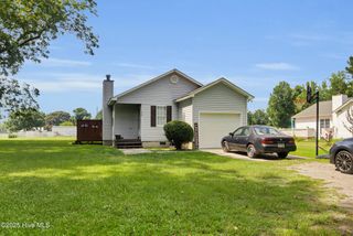 103 Gracie Farms Road, New Bern, NC 28560