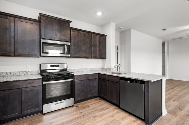 8205 White Wolf Trail, Ponder, TX 76259