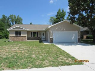 332 Gladys Avenue, Marine City, MI 48039