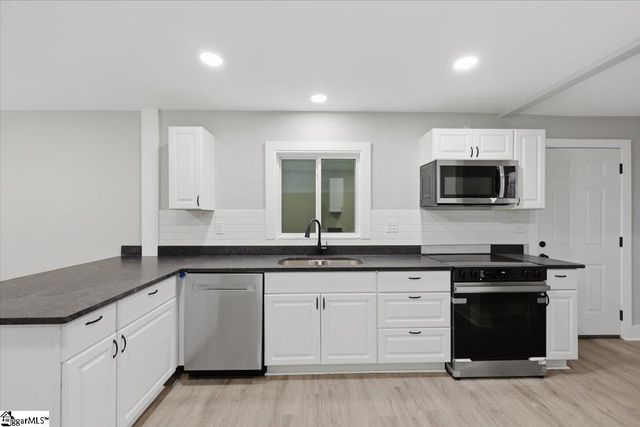 320 Langston Drive, Greenville, SC 29617