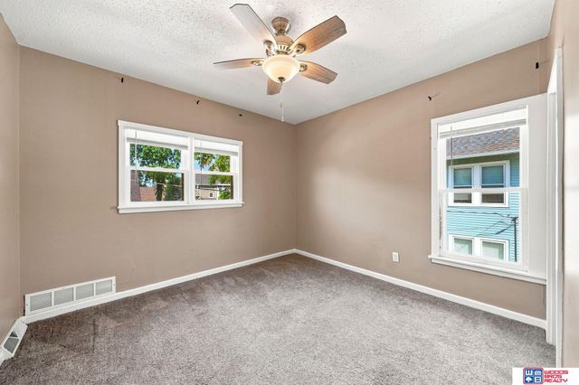 1216 S 17th Street, Lincoln, NE 68502
