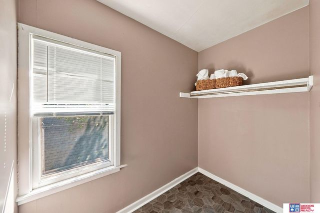 1216 S 17th Street, Lincoln, NE 68502