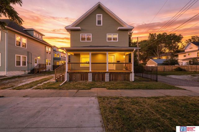 1216 S 17th Street, Lincoln, NE 68502