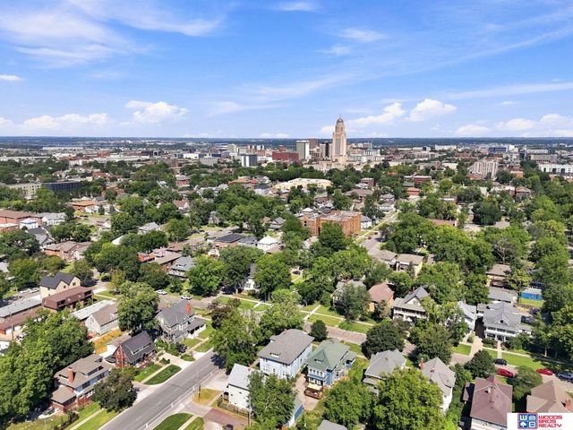 1216 S 17th Street, Lincoln, NE 68502