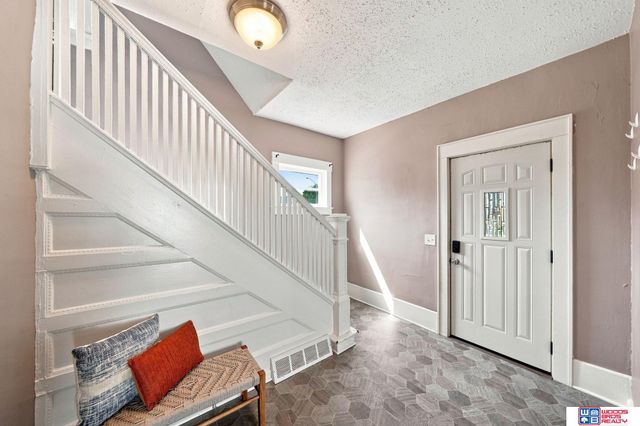 1216 S 17th Street, Lincoln, NE 68502