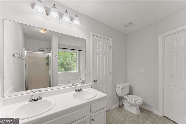 172 Royal Court, Dallas, GA 30157