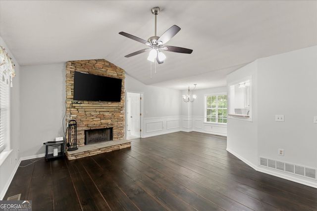 172 Royal Court, Dallas, GA 30157