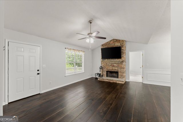 172 Royal Court, Dallas, GA 30157