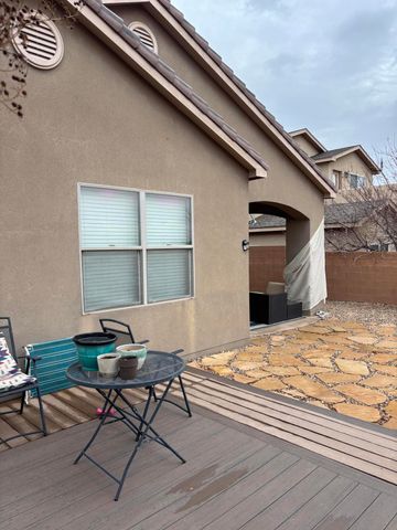 5520 Costa Uerde Road NW, Albuquerque, NM 87120