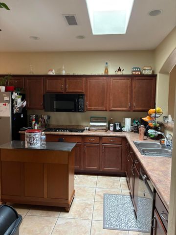 5520 Costa Uerde Road NW, Albuquerque, NM 87120