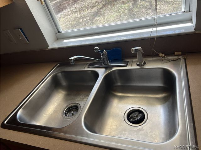 8354 N Saxon Way, Citrus Springs, FL 34434