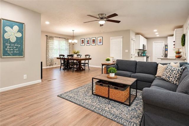 3189 Beechwood Drive, Lithia Springs, GA 30122