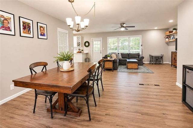 3189 Beechwood Drive, Lithia Springs, GA 30122