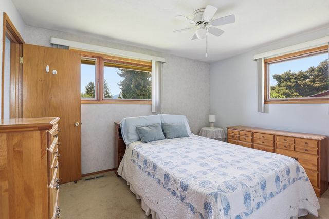 10015 E 18th Ave, Spokane Valley, WA 99206