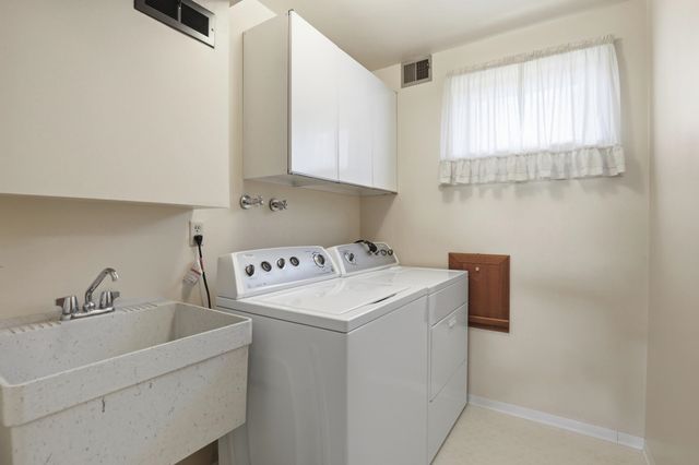 10015 E 18th Ave, Spokane Valley, WA 99206