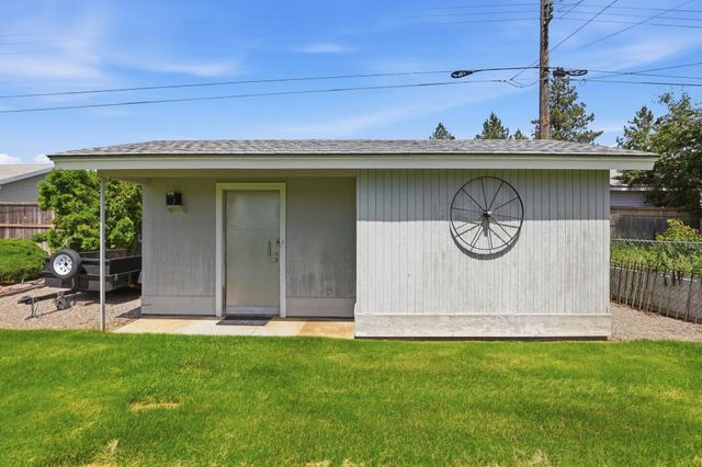 10015 E 18th Ave, Spokane Valley, WA 99206